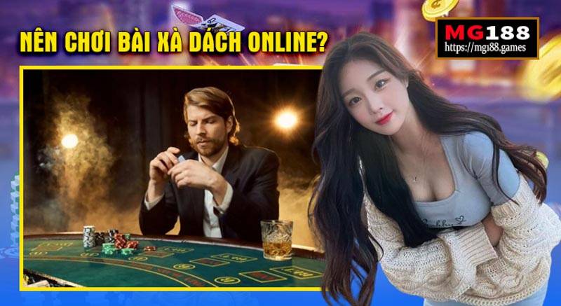 Tập trung vào bàn chơi game bài blackjack